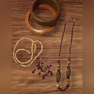 Wood jewelry set
